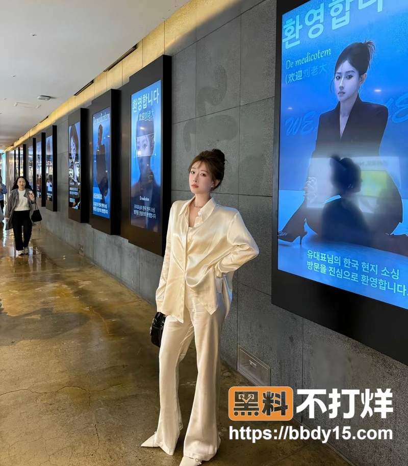 女网红出轨堂弟26