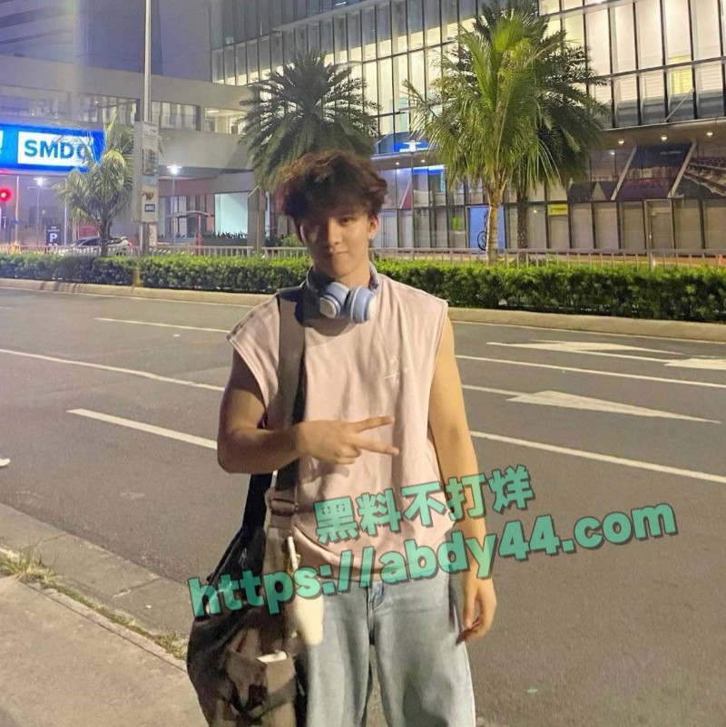 男团成员clydemartin嫖娼被拍20