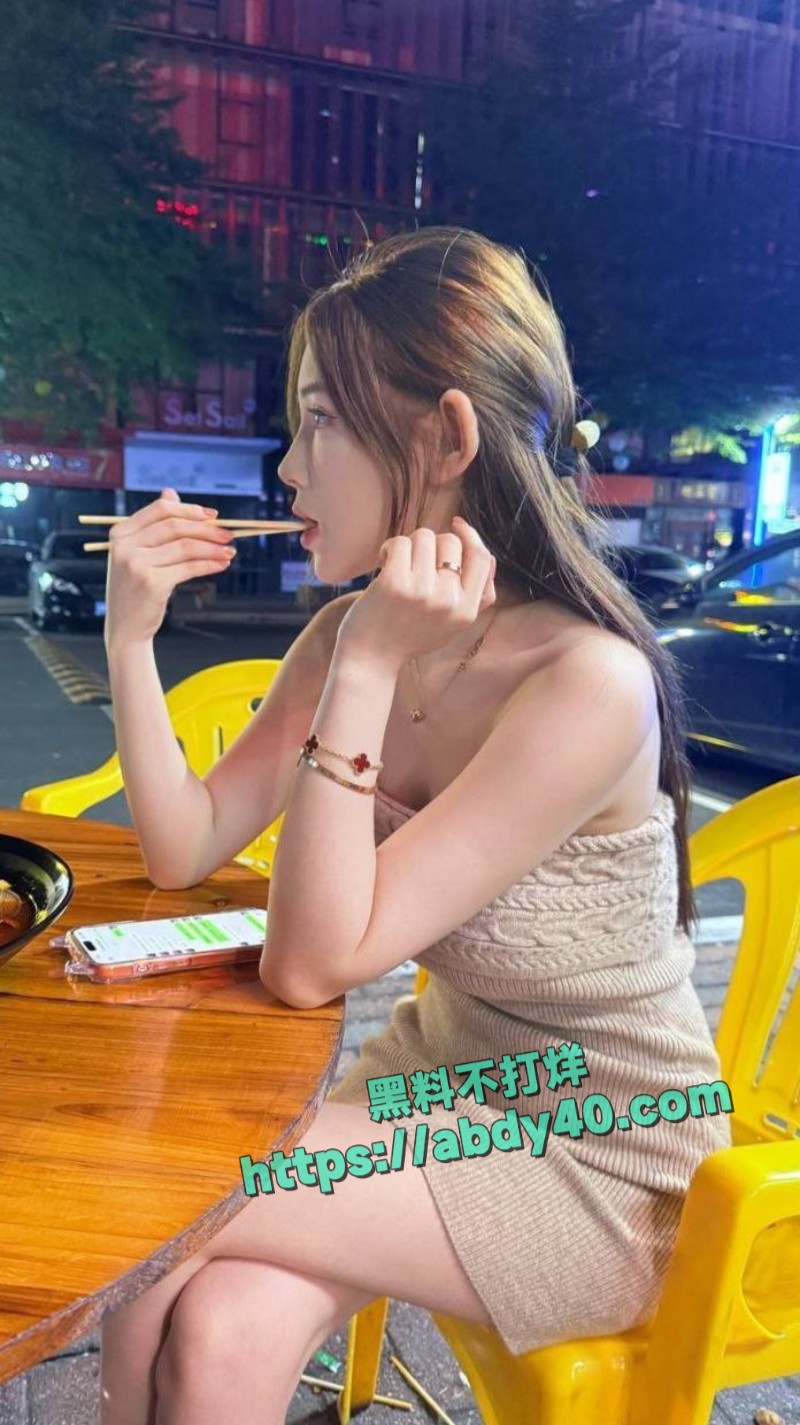 顶级反差婊一只顶美