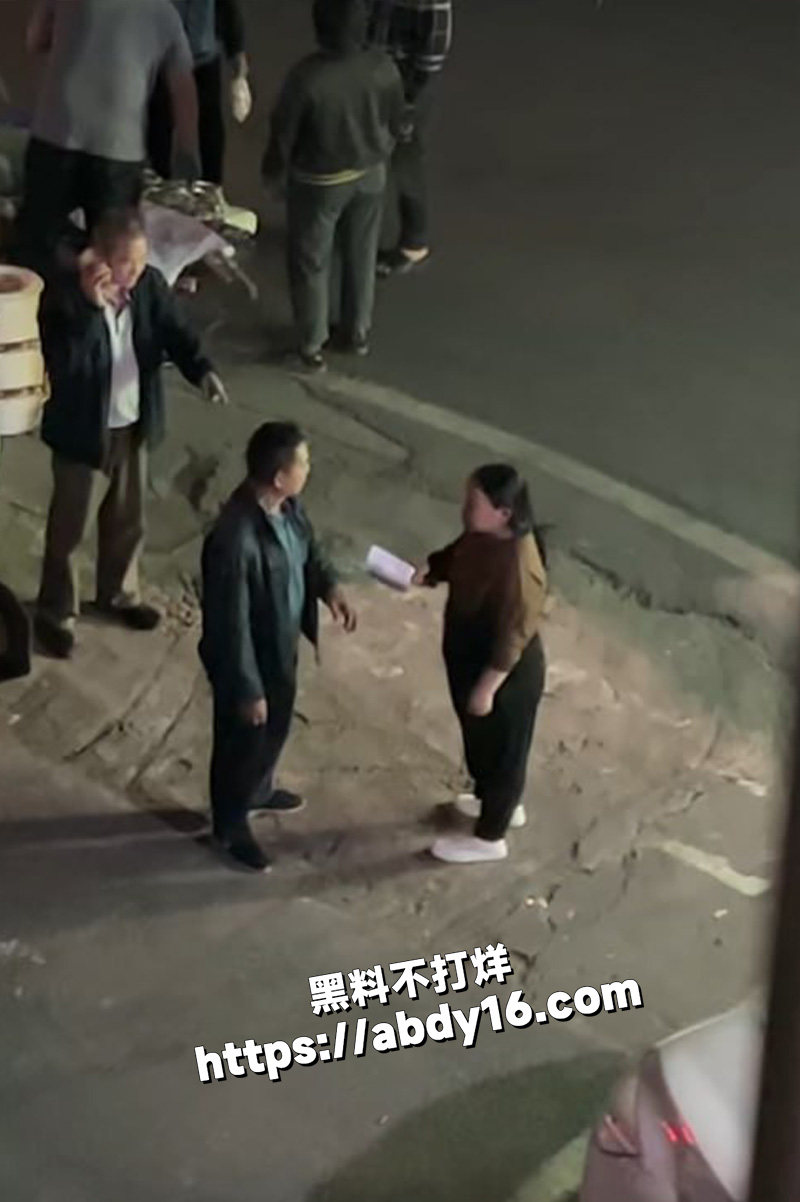 广西南宁街头砍手事件4