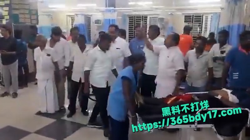 印度泰米尔纳德邦踩踏大事故 4