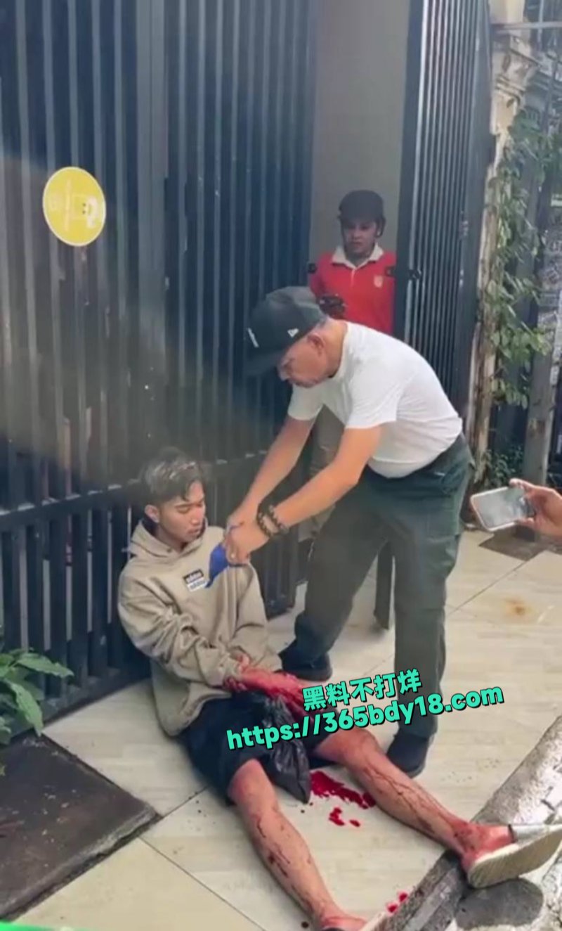 金边互砍一死一重伤4