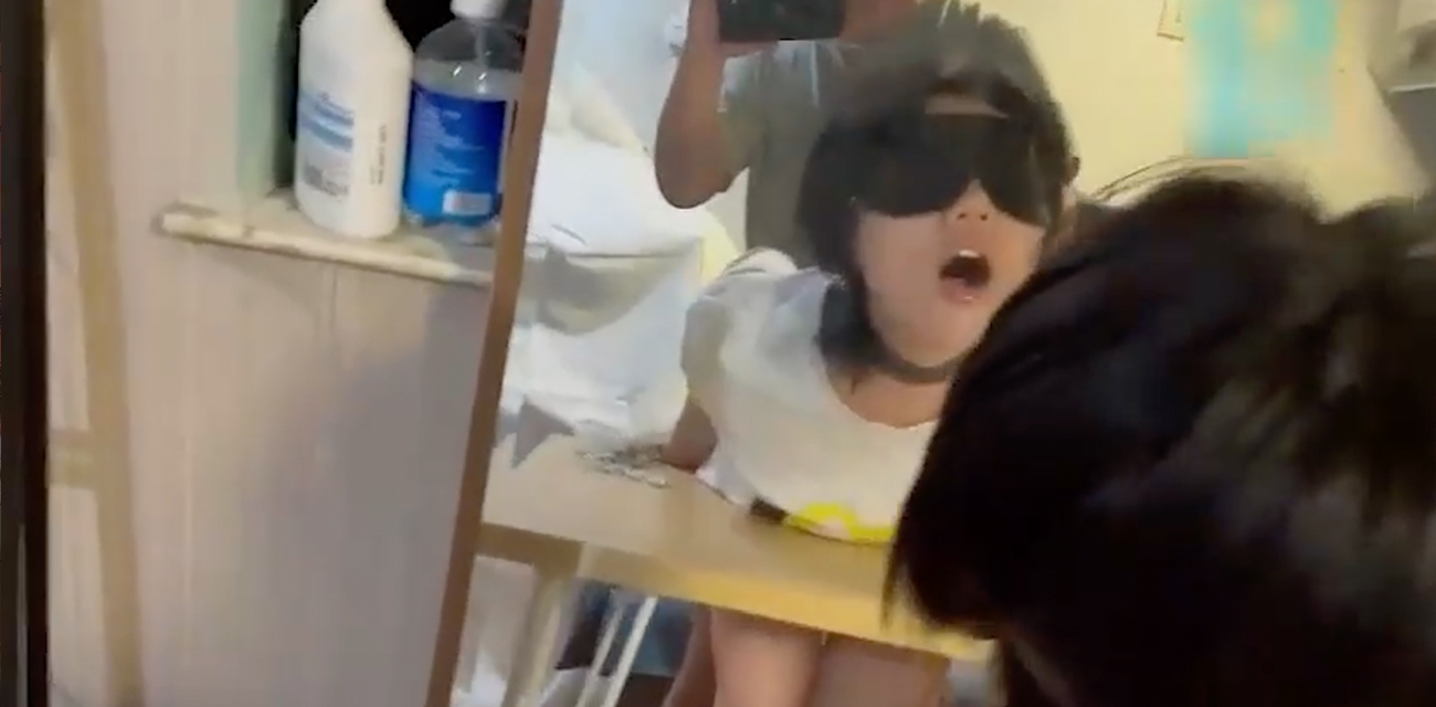 你屁眼镶钻是什么意思？分手后来找前女友 背地人模狗样的脱下裤子一看居然有个大惊喜！