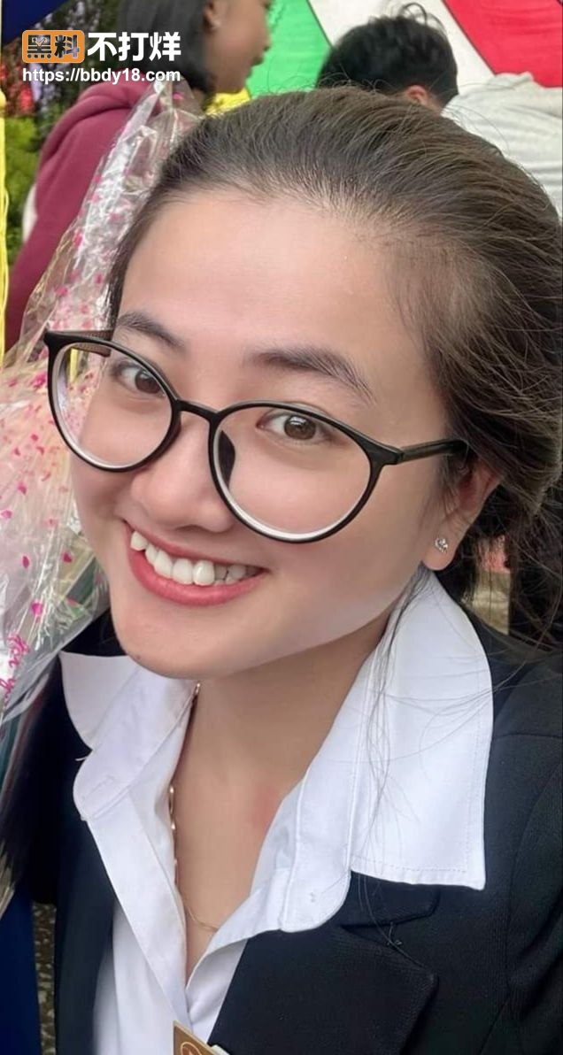 被副行长潜规则4