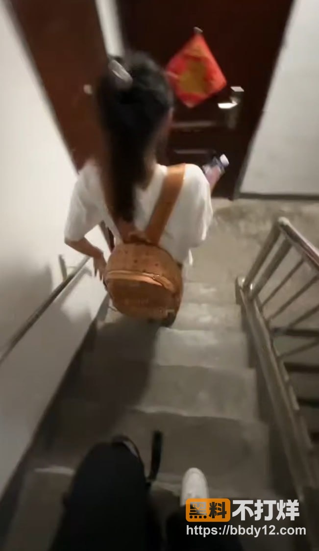 嫩妹收割机江南第一深情5