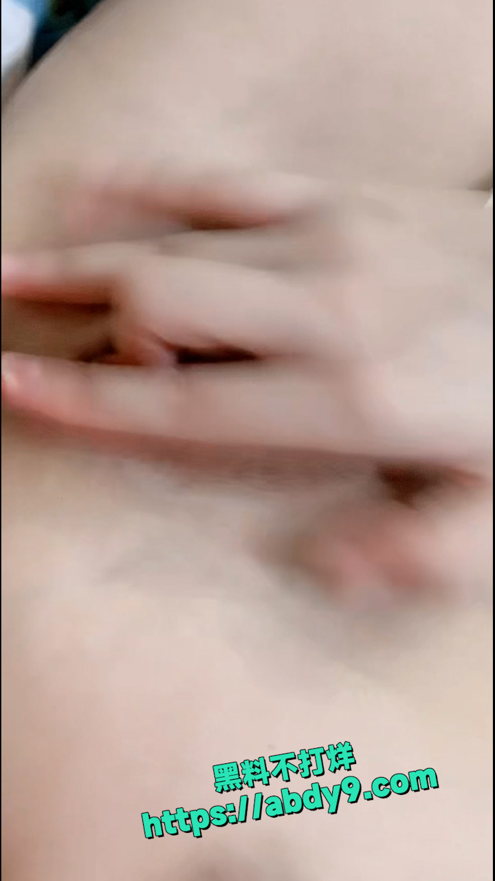 竖版模版.01342722.Still681