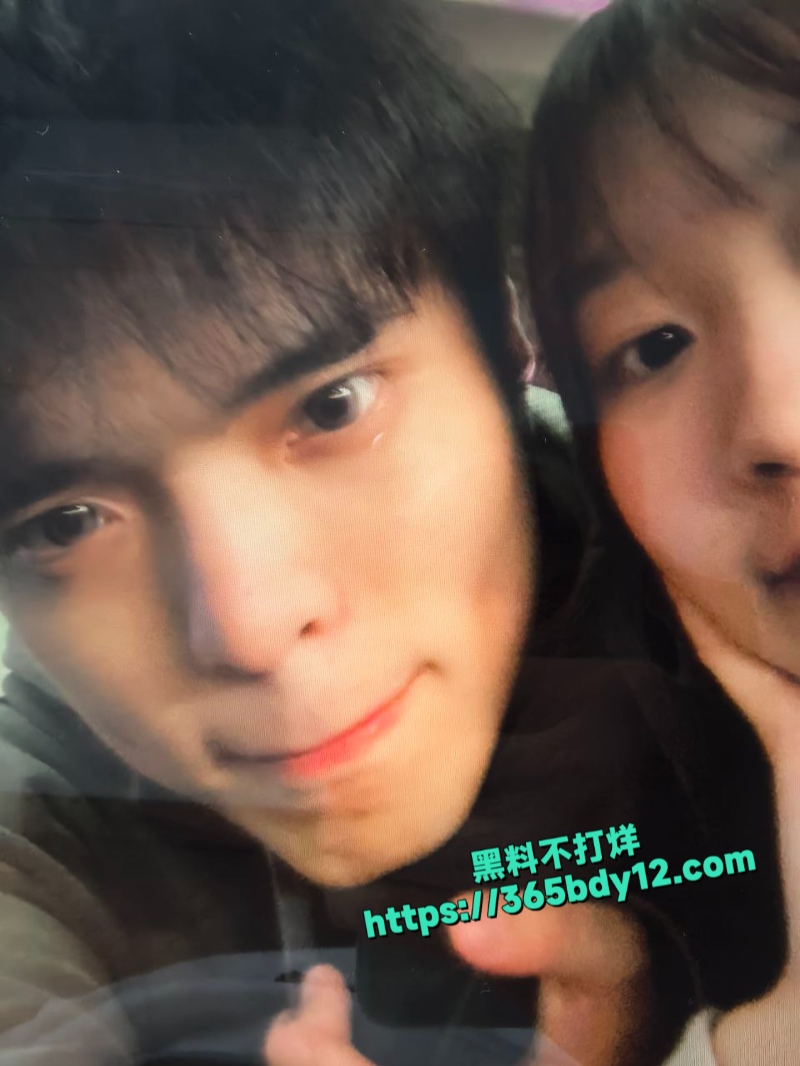 湖南长沙00后高颜值情侣私拍31