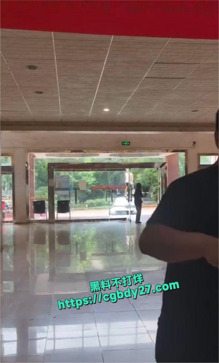 长沙某大学进来的疯子4