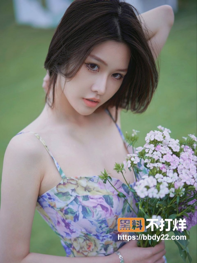 超多外围鲜肉美模欣杨潘霜霜1