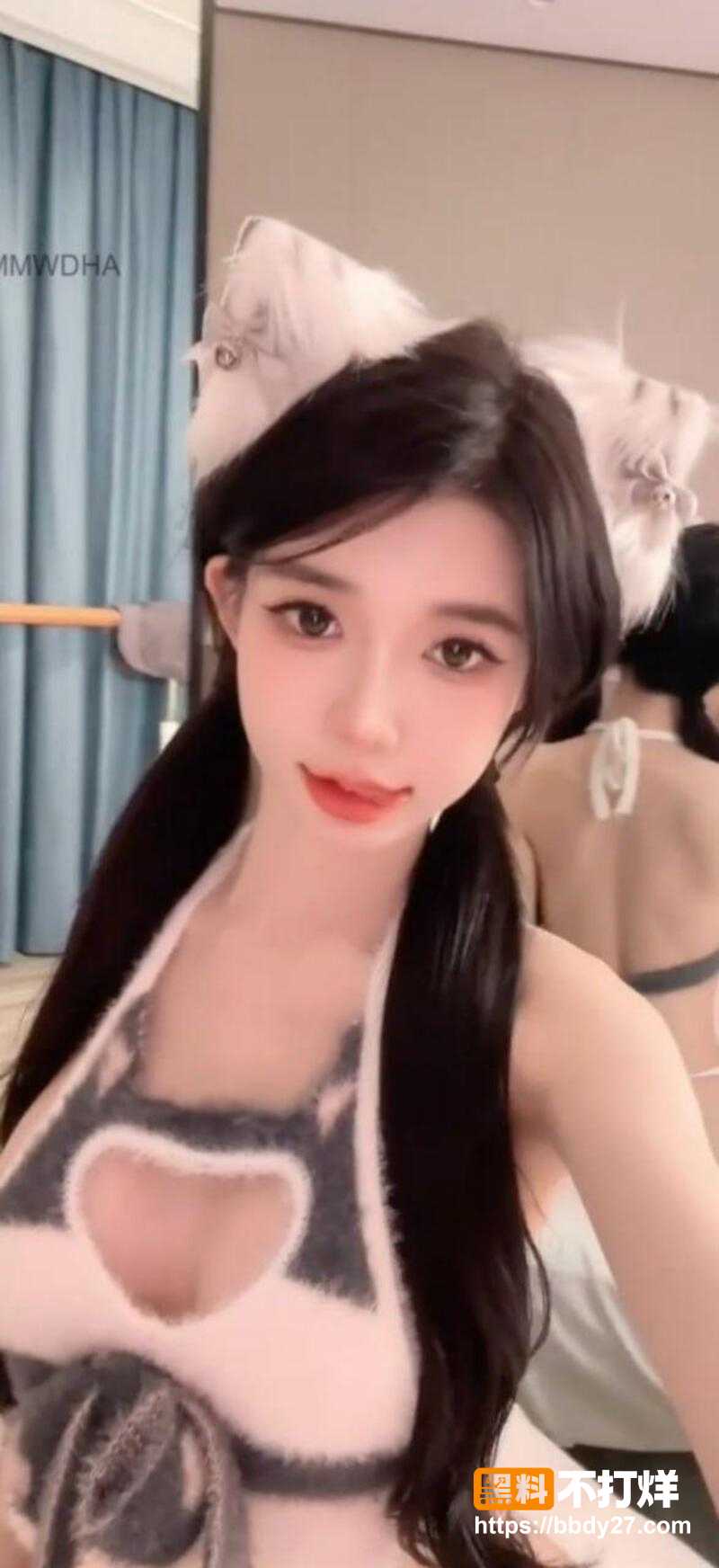 抖音百万粉丝博主黎允熙baby4