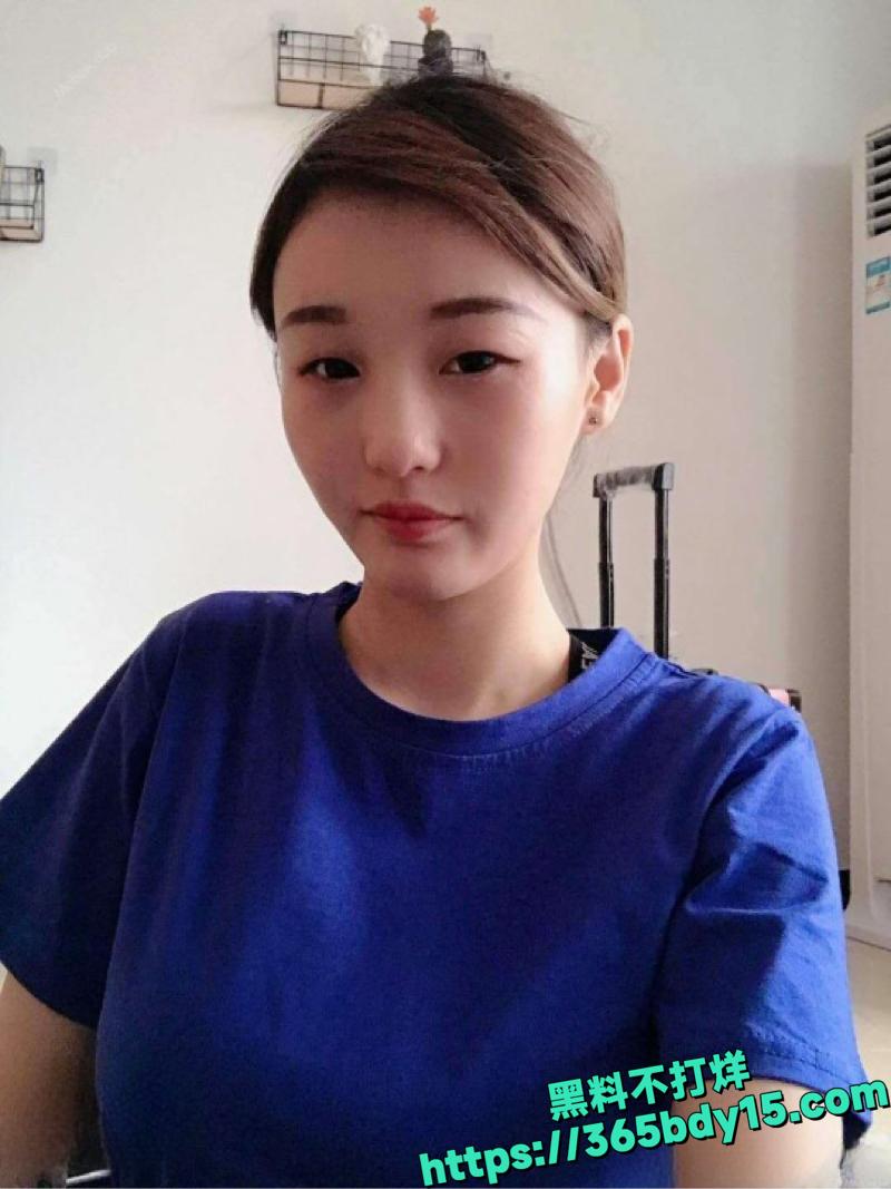 宾馆约炮花臂小美女实拍视频4.