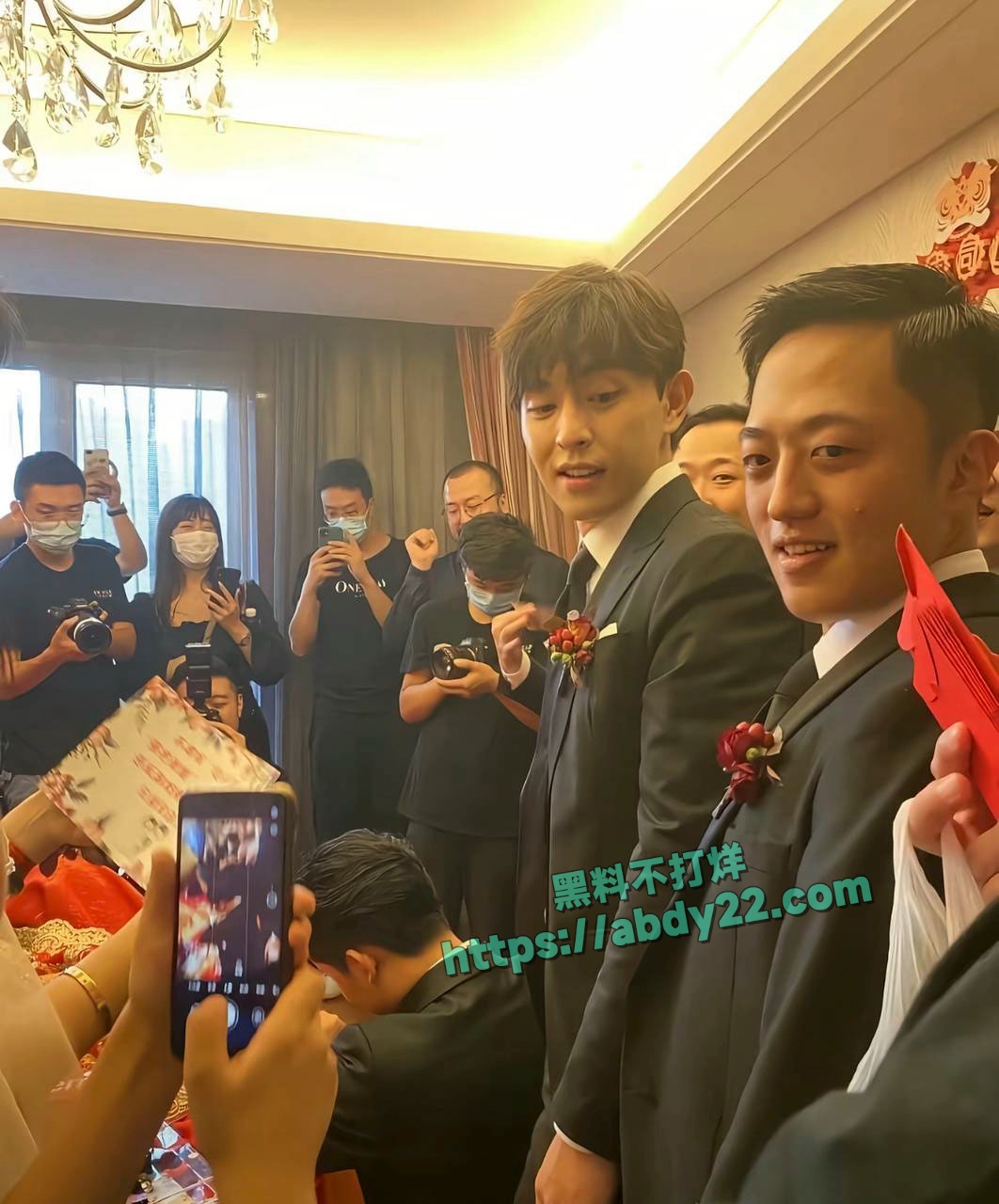 娱乐圈当家花旦李沁被爆私生活混乱 32