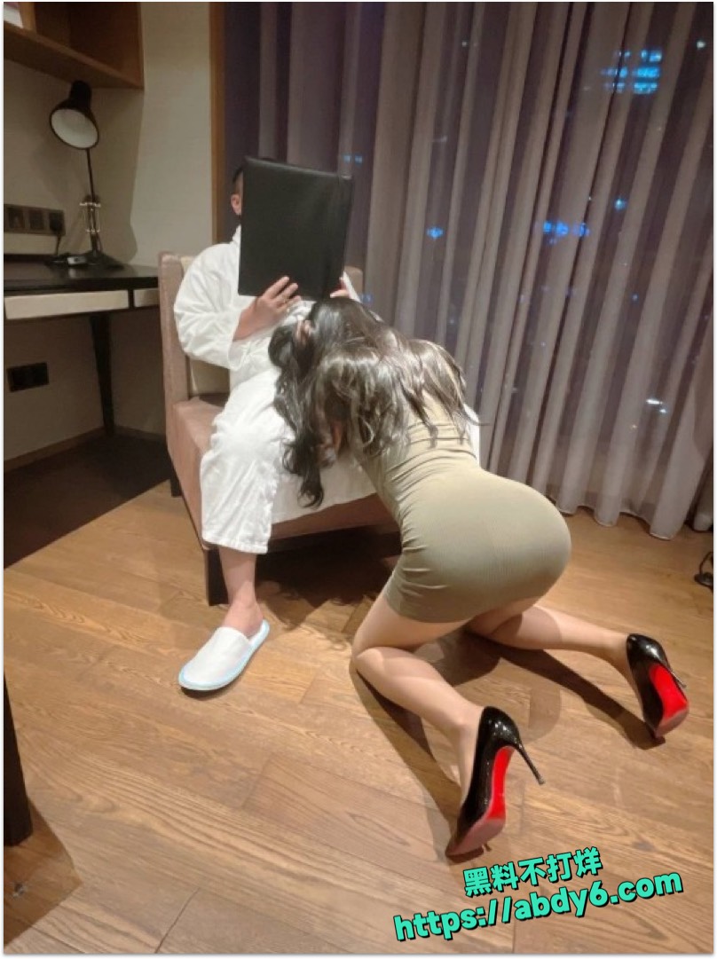 金主夜夜乱操女神视频8