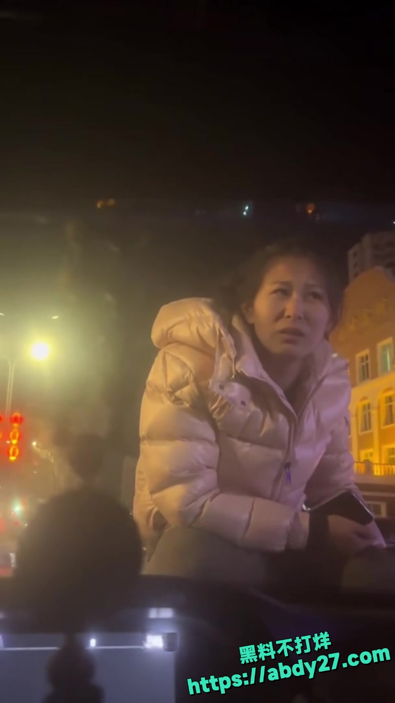 男子吐槽怀孕后老婆频繁闹事 8