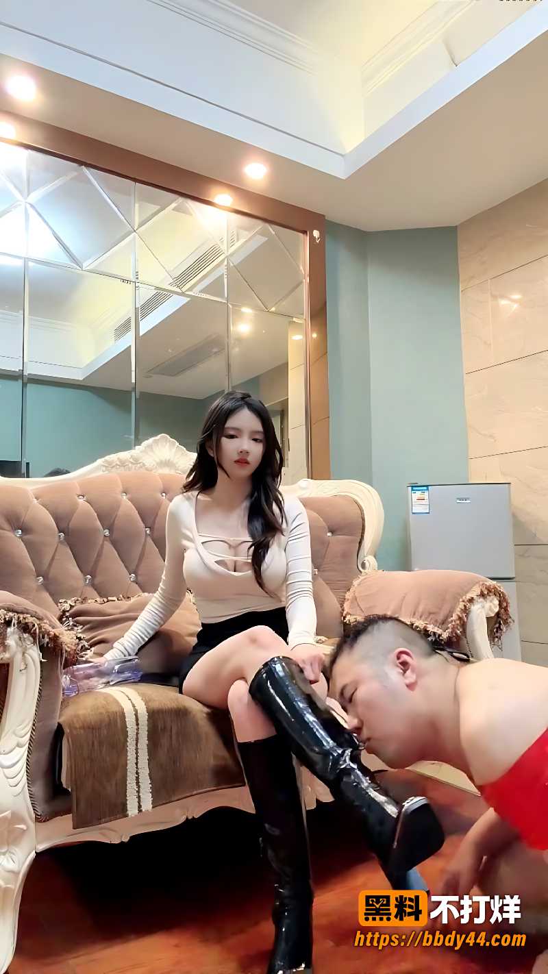 玩物直播子琳S调教男M奴2