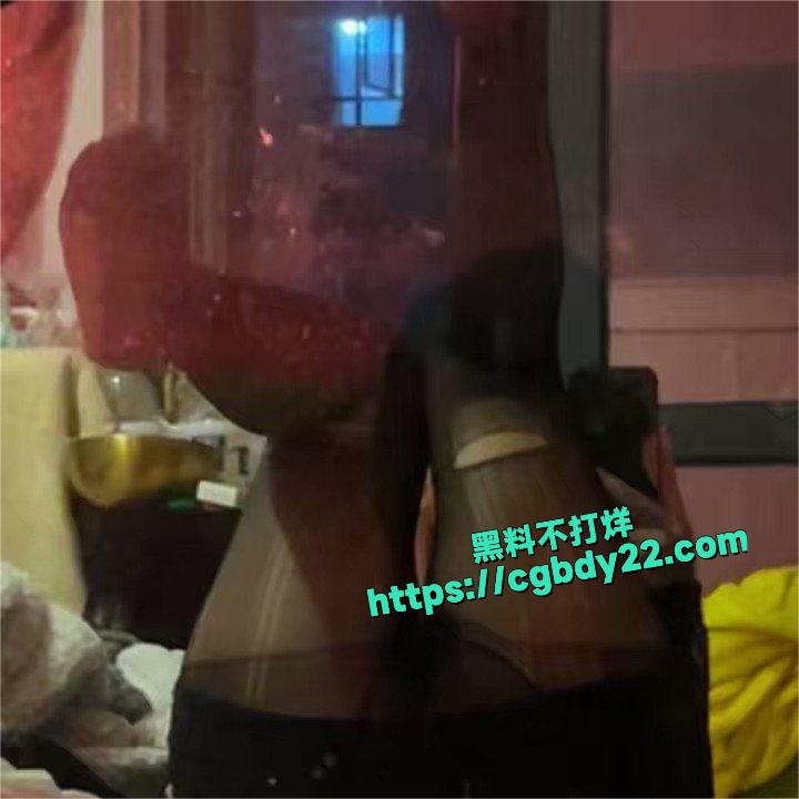 成都极品纹身野模51