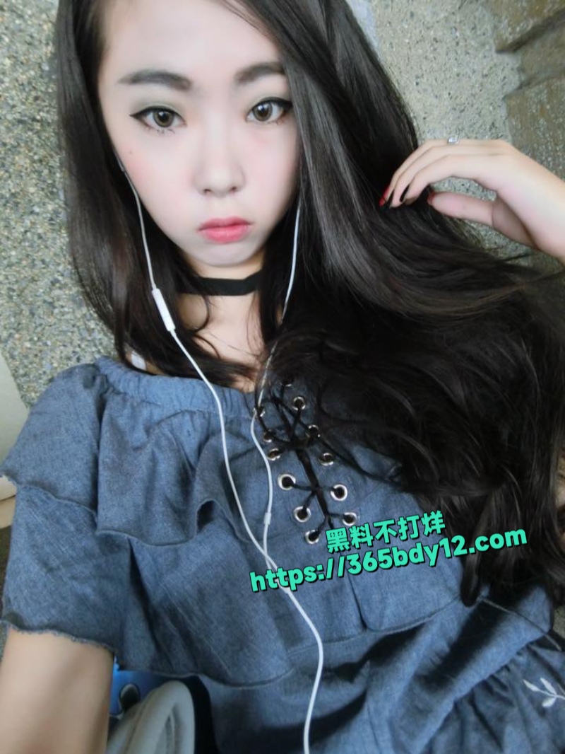 台湾高颜值美女林亚姬6