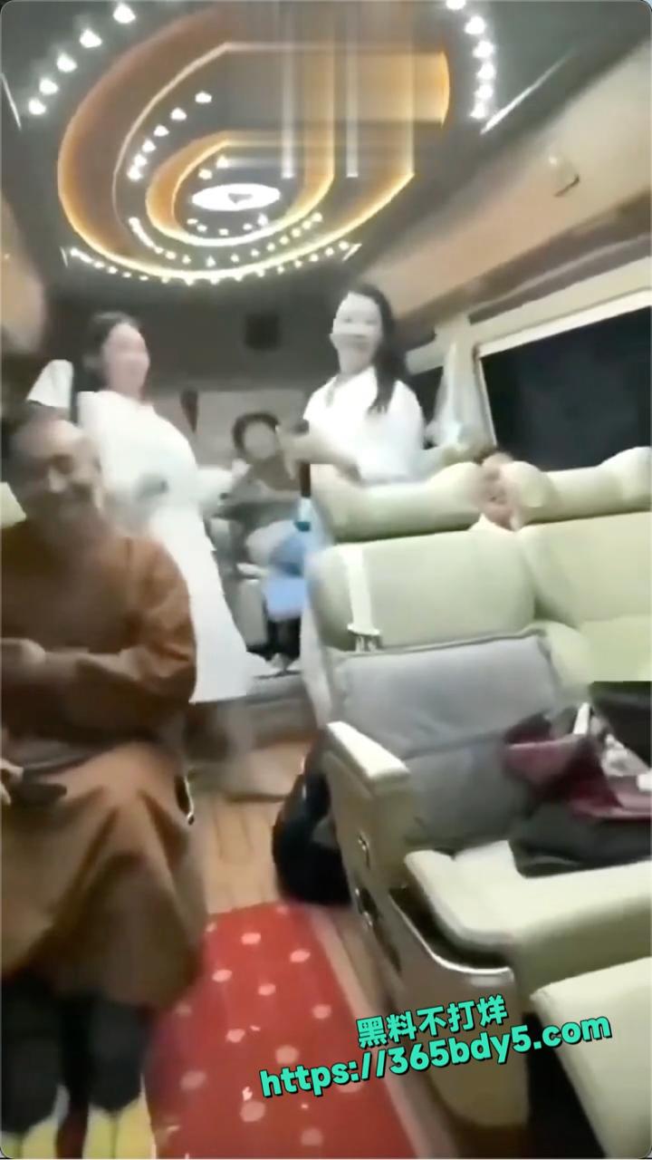 中国河南少林寺花开见佛丑闻曝光4