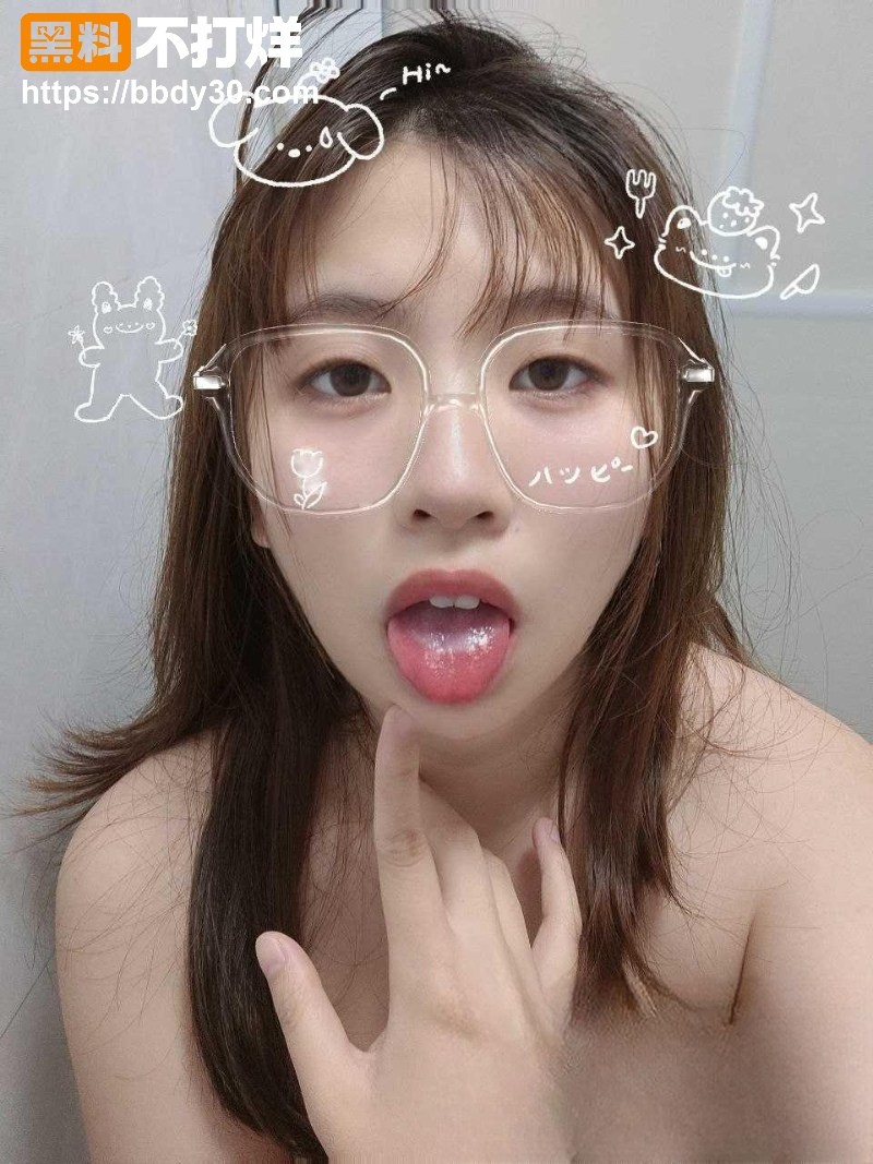 清纯女学生户外大胆露出5