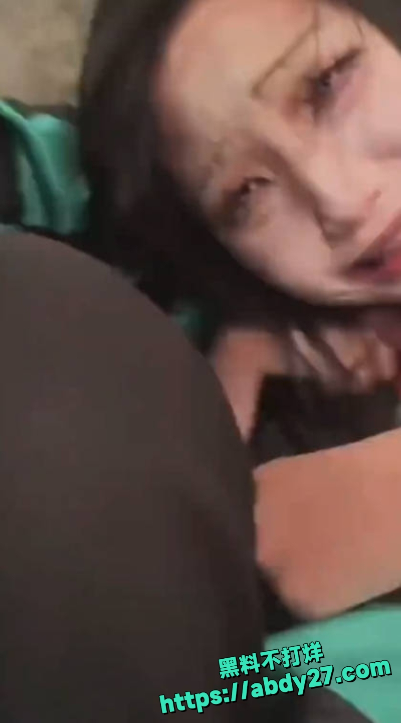 天府红摄影师殴打coser事件3