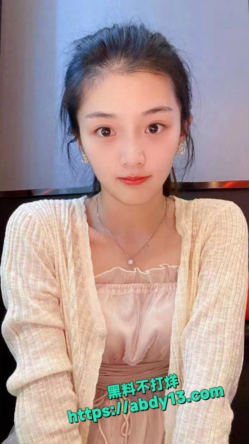 上海师范大学校花 邓乔馨 1