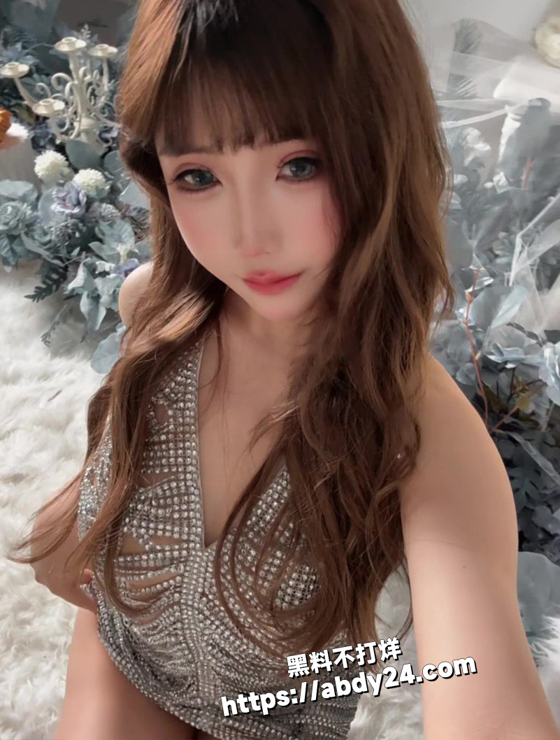 高颜值coser2