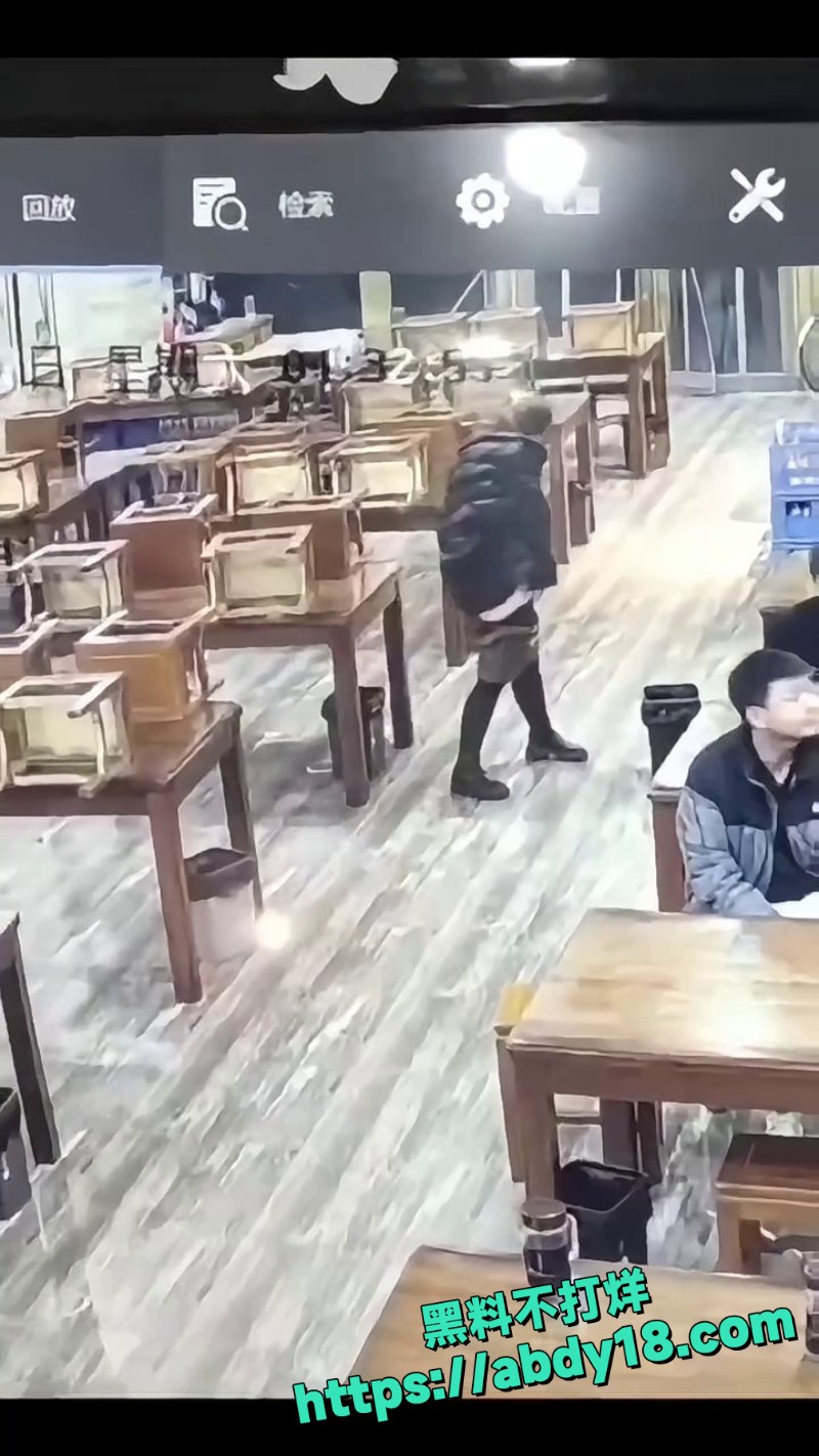 集美随地大小便不擦屁股7