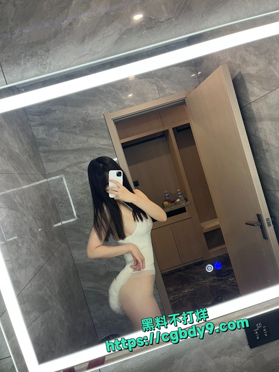 大一学妹3.jpg