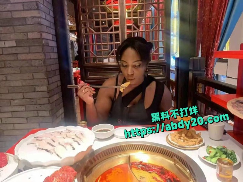 探探约了一个大黑妹5