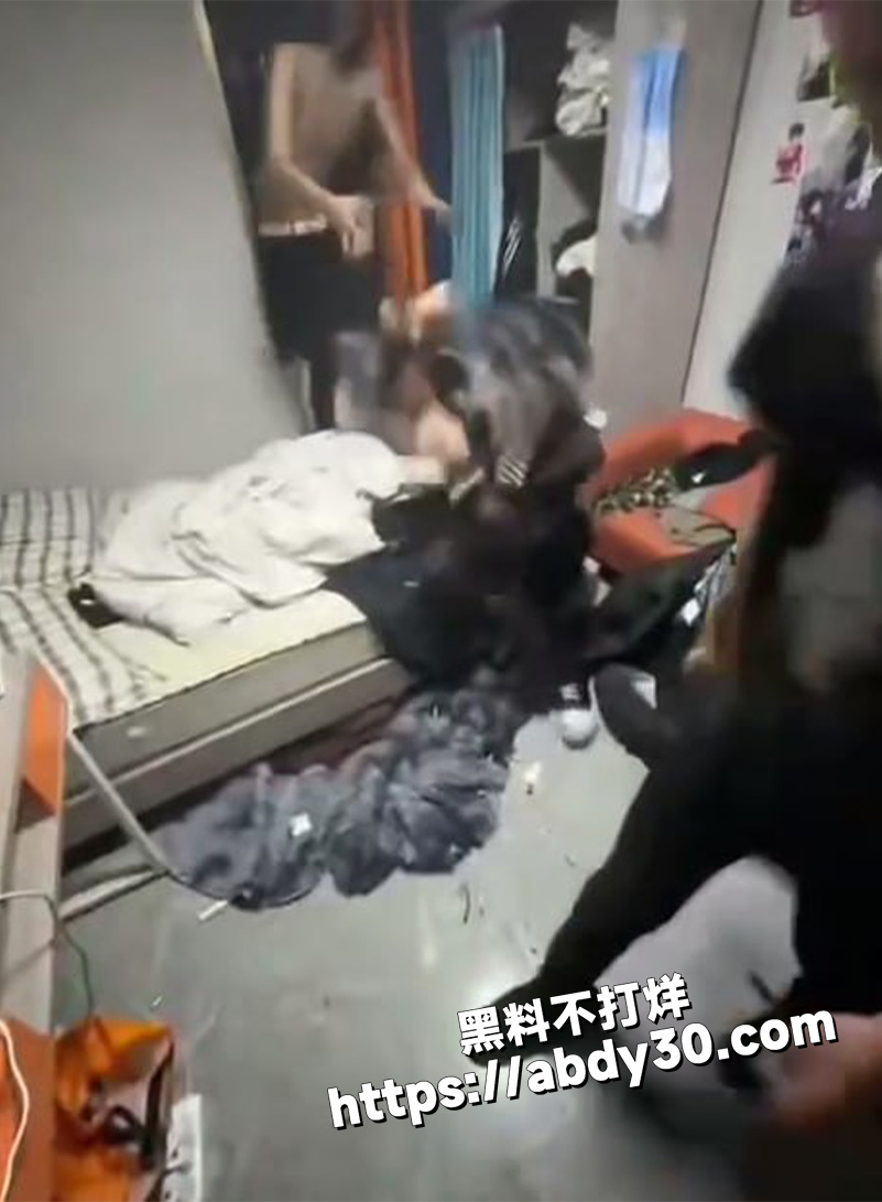 下小雨 抖音网红走心被打惨了7