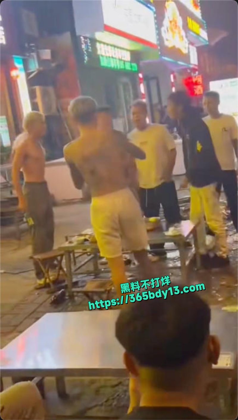 抖音网红济南烧烤摊冲突事件4