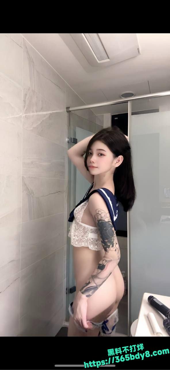 小鱼很开心极品嫩妹被猛干18