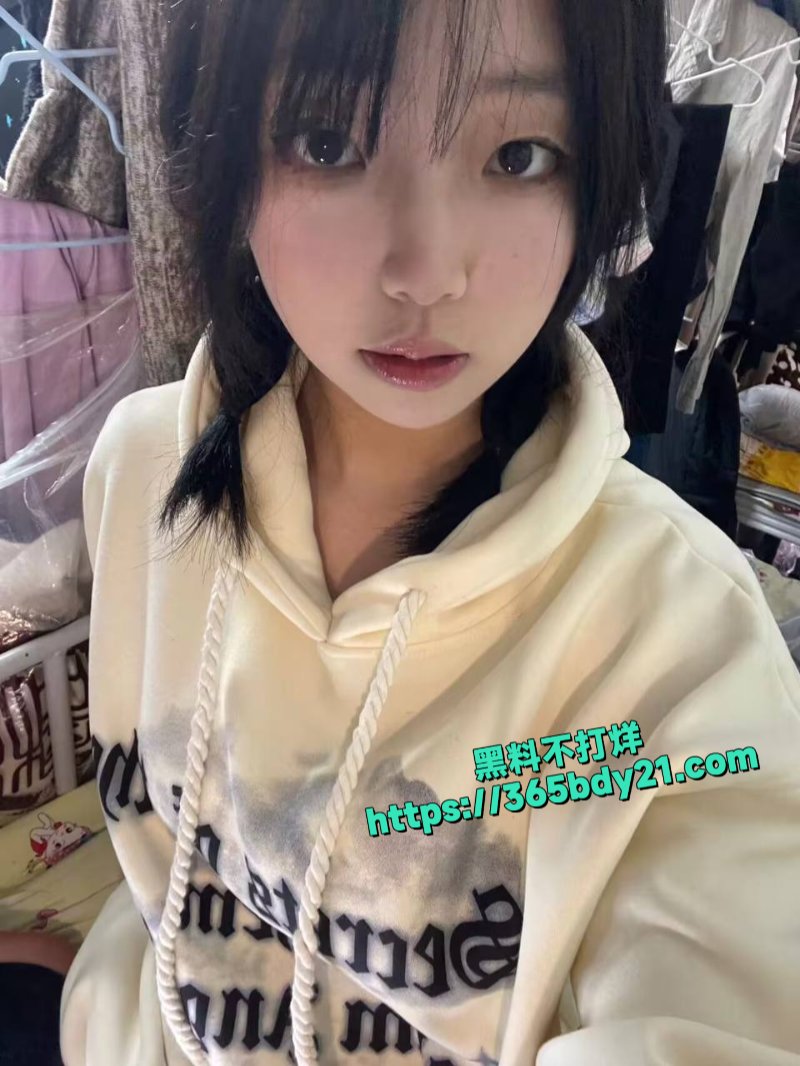 湖北大学生陈敏华3