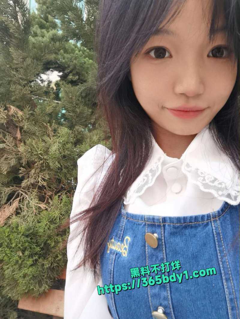 高颜值大二学生妹10