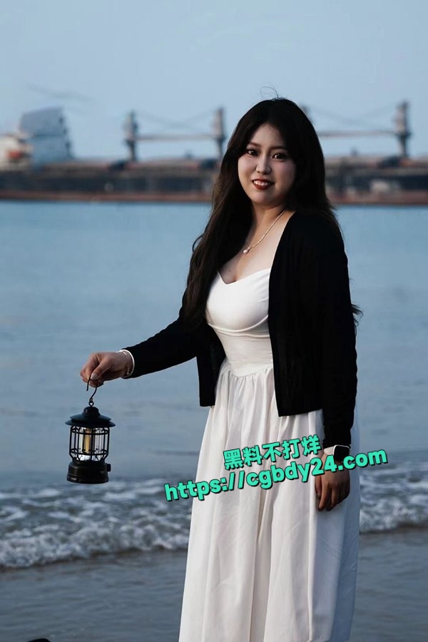 北京石油化工学院美女徐z含背着男朋友还约炮3