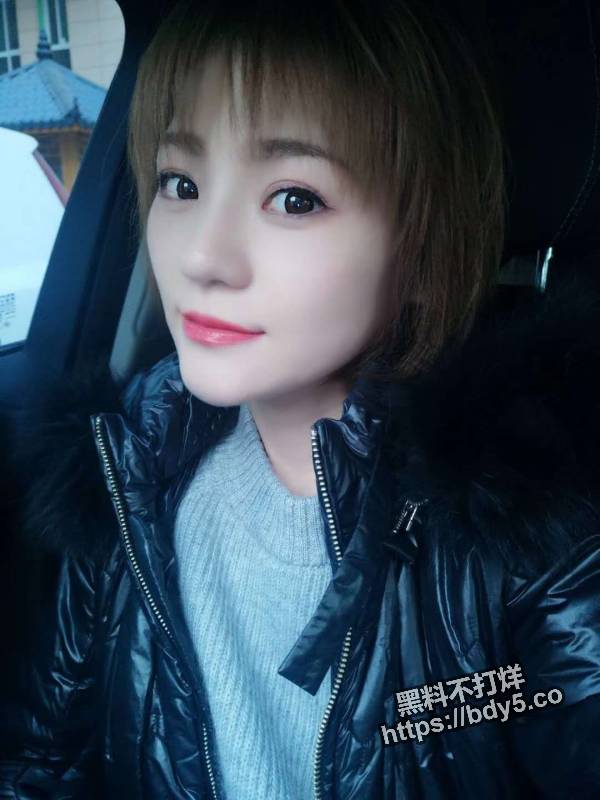 性瘾反差少妇顶尖口活技术.jpg