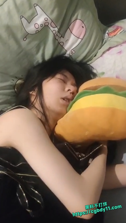 迷奸清纯美少女 (10).jpg