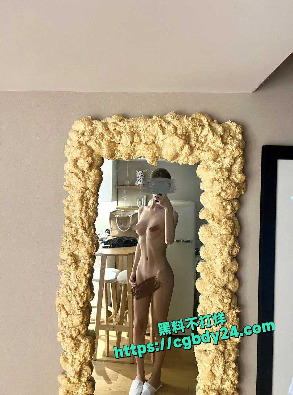 魔鬼身材极品反差婊leelee口暴吞精不雅视频曝光27