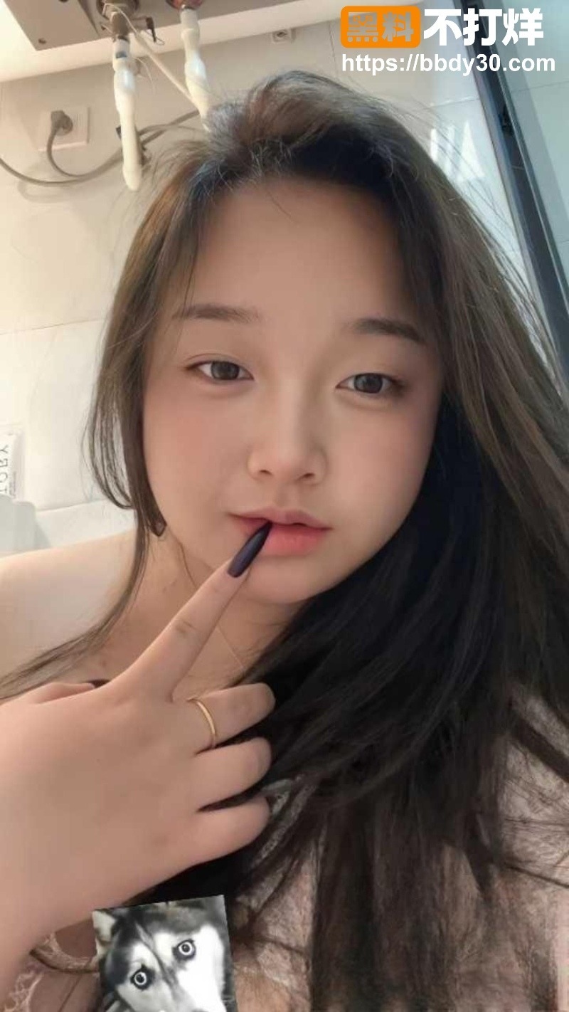 2岁反差女巨乳肥臀5