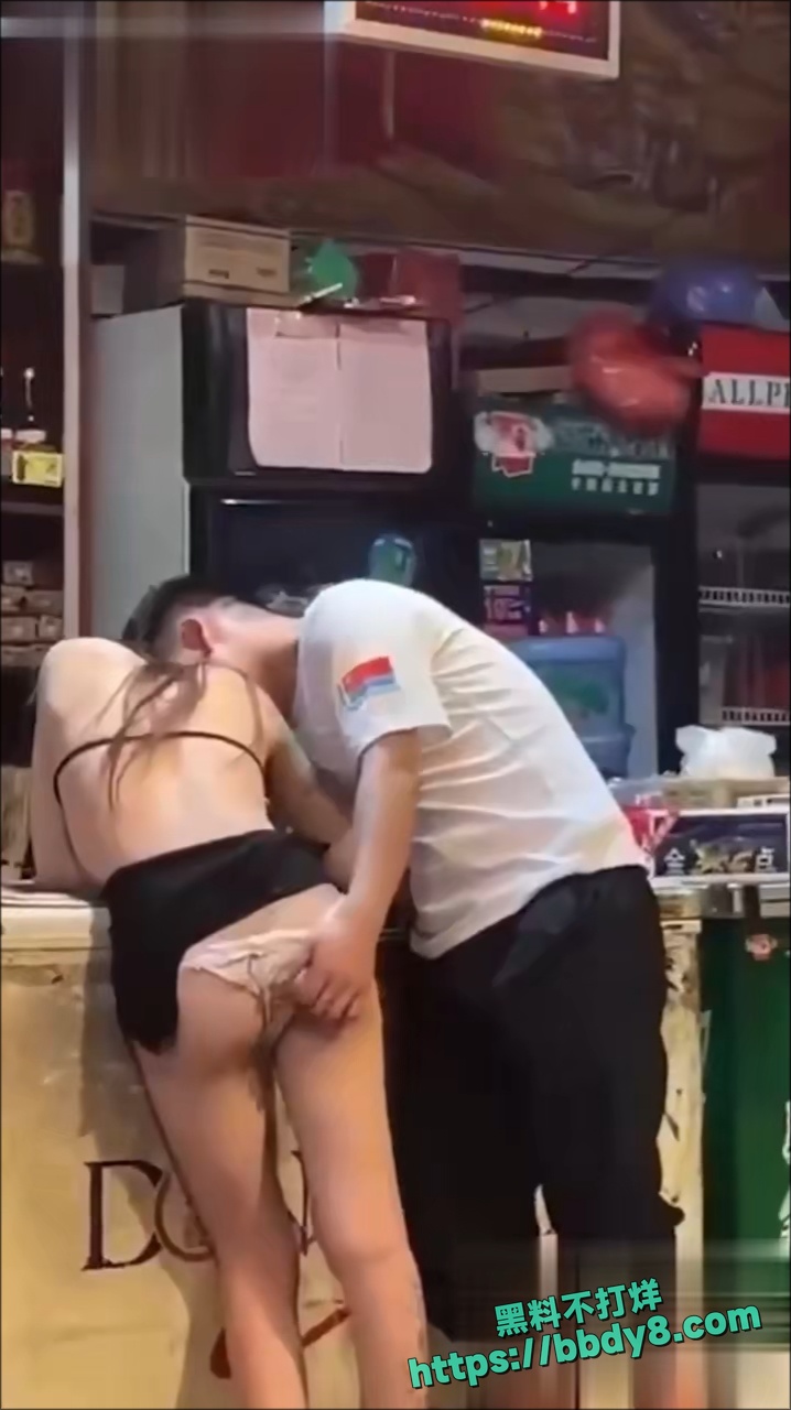 围观群众直接看傻眼1