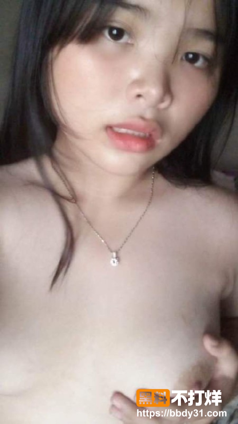 越南小胖妹奶子又大又骚4
