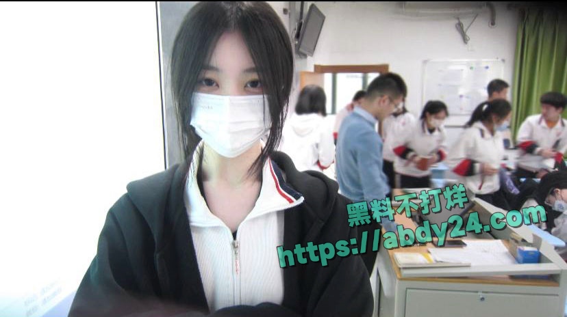 小红书博主小鱼留学期间变媚黑婊 16