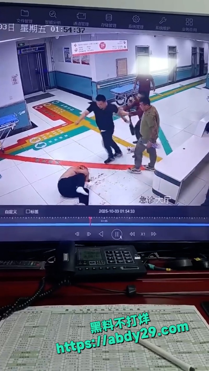 黑衣男子犯贱 6