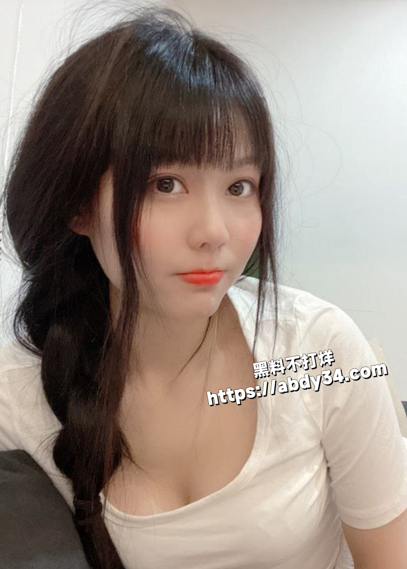 广东大学生 夏晓燕.jpg17