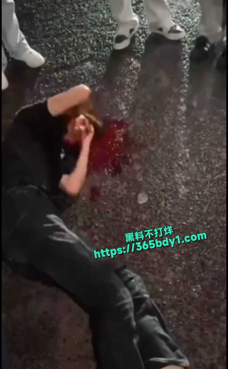 江西万载霸凌者被打