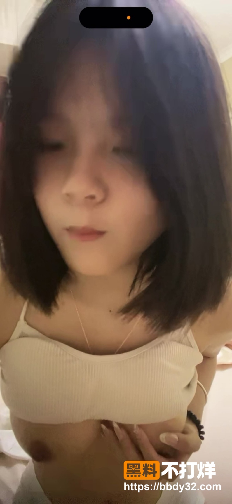 抖音短发嫩妹 2