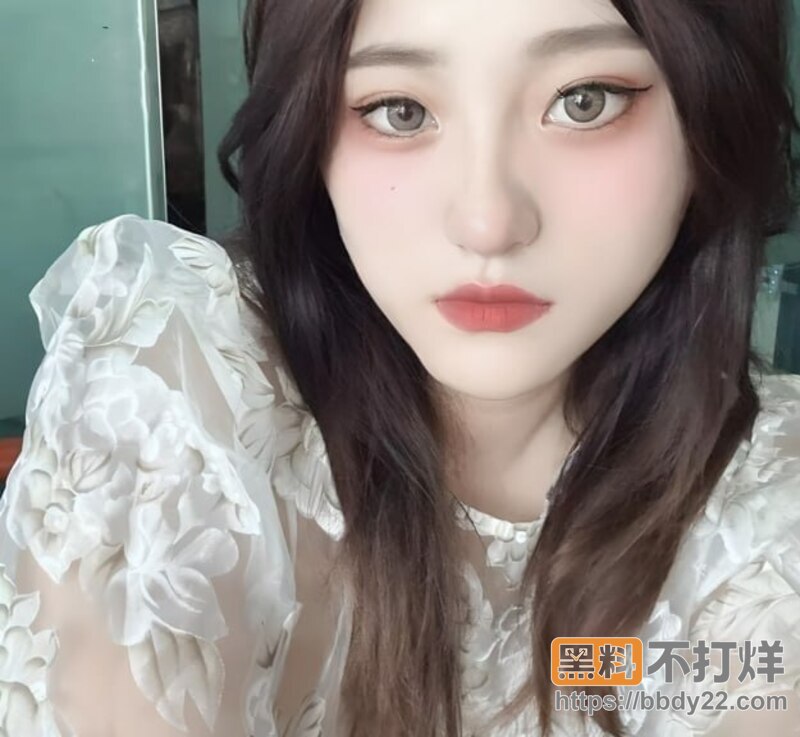 超可爱的白领上班族王家铭2