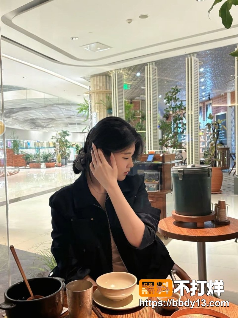天津大学研究生杨鑫苑21