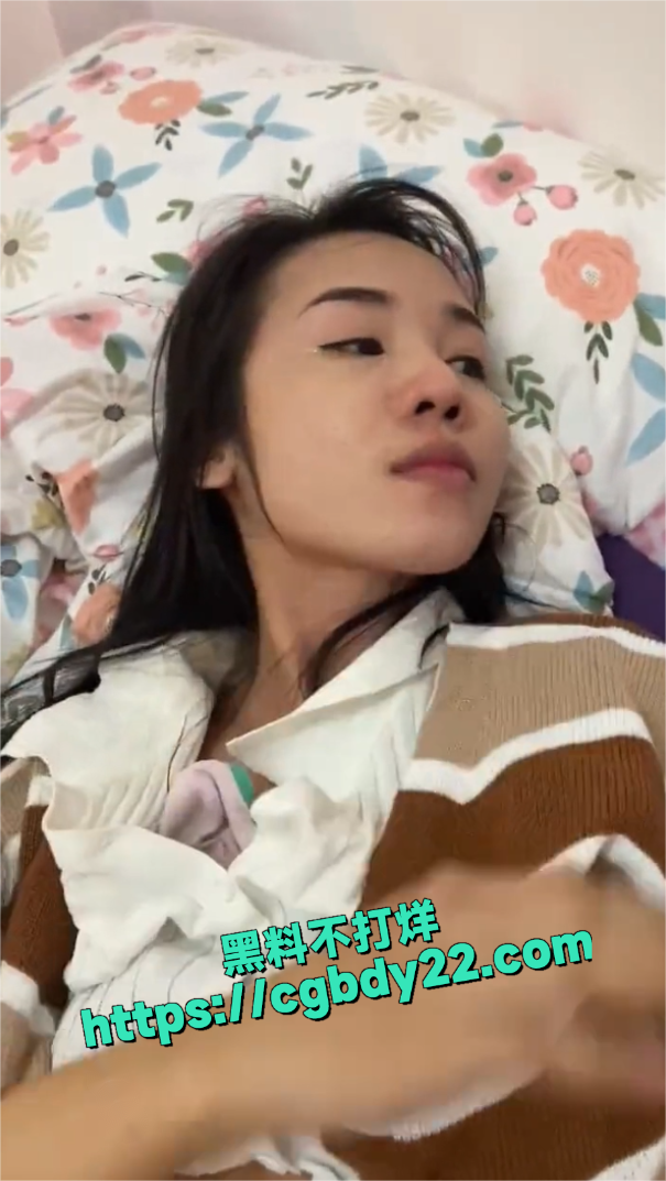 漂亮少妇被操哭了