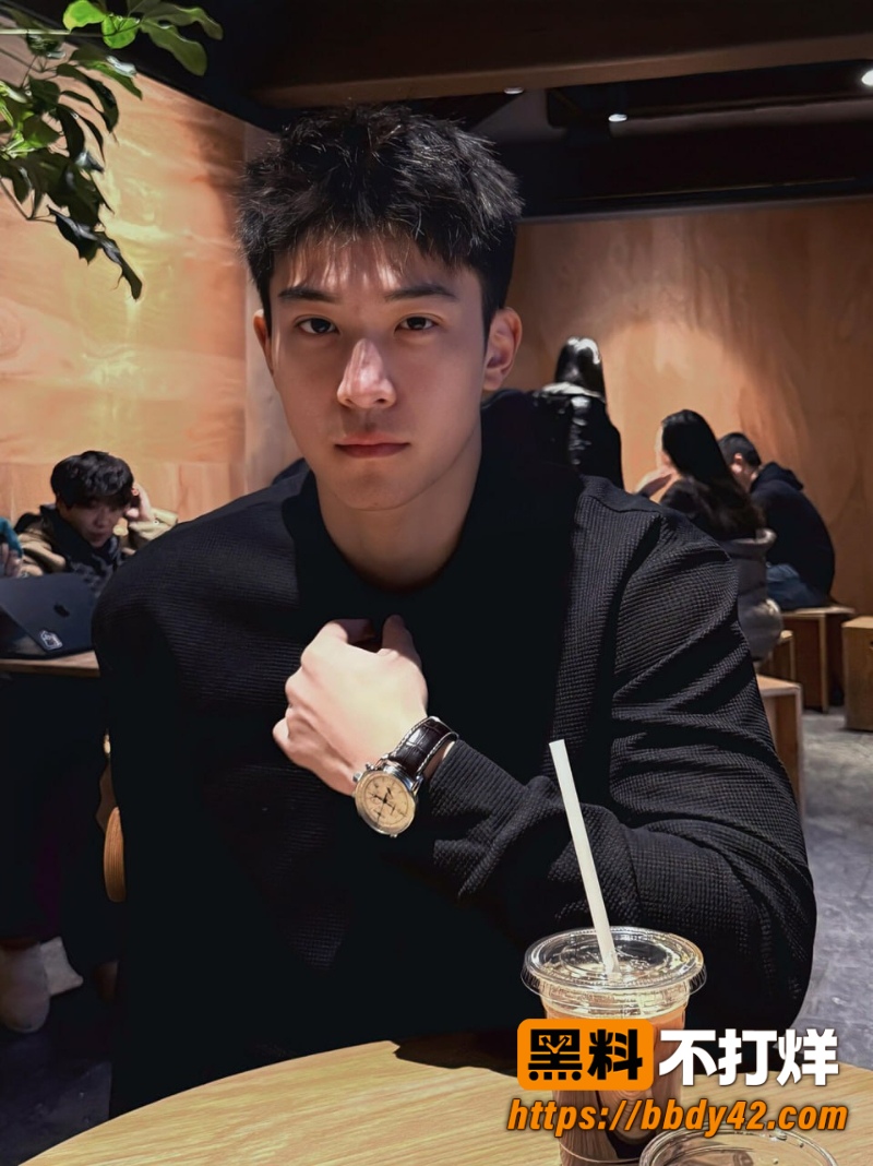 杜婷 23